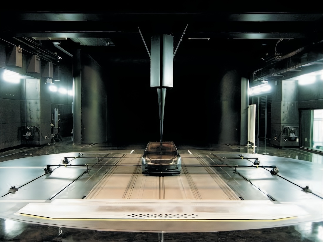 Nissan 50% scale wind tunnel